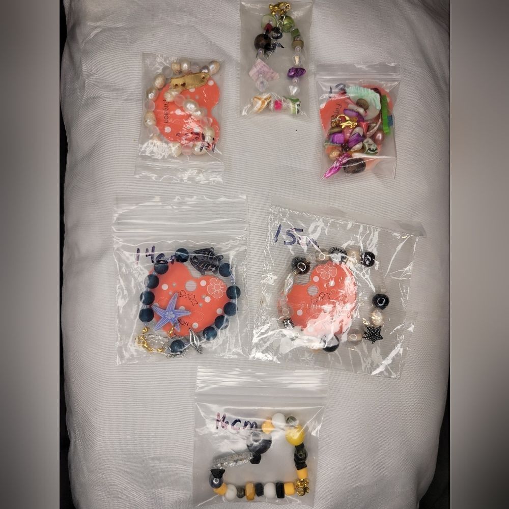 Customizing bracelet - Picture 3 of 11